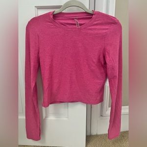 Beyond Yoga Overlap Cutout Top Size M